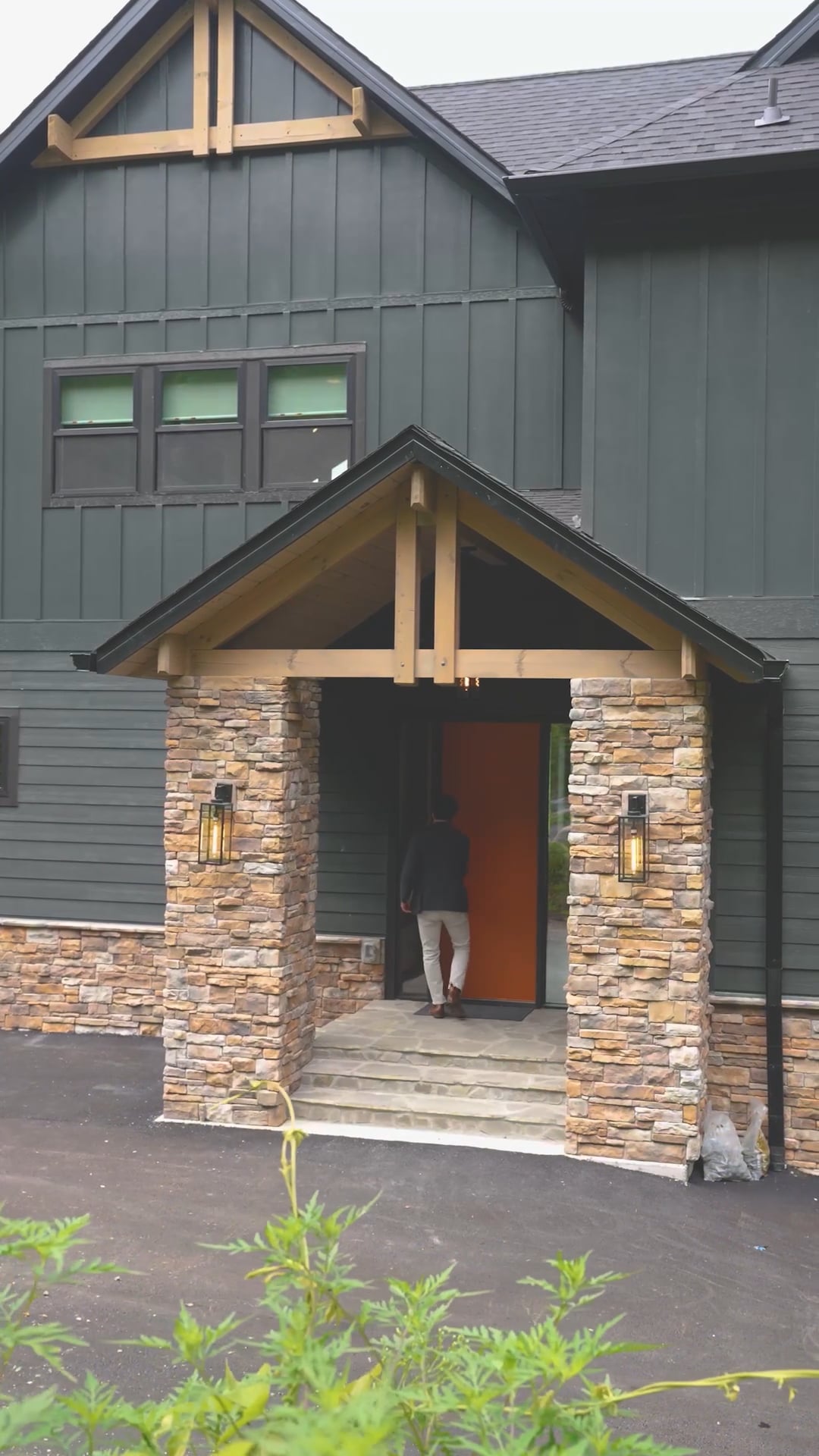 Agent J Lewis presenting 1813 Red Bone Way on camera, Sevierville TN